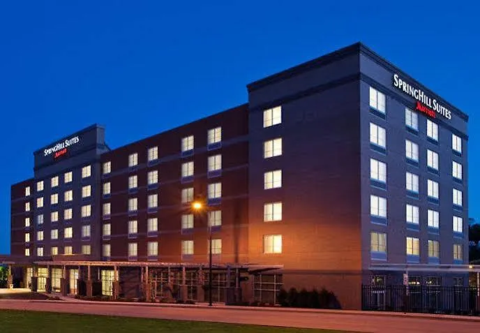 Springhill Suites Pittsburgh Southside Works Hotel
