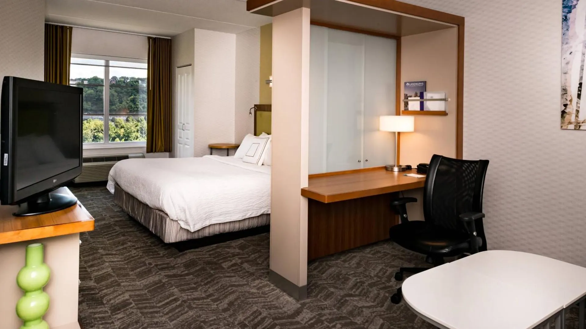 Springhill Suites Pittsburgh Southside Works
