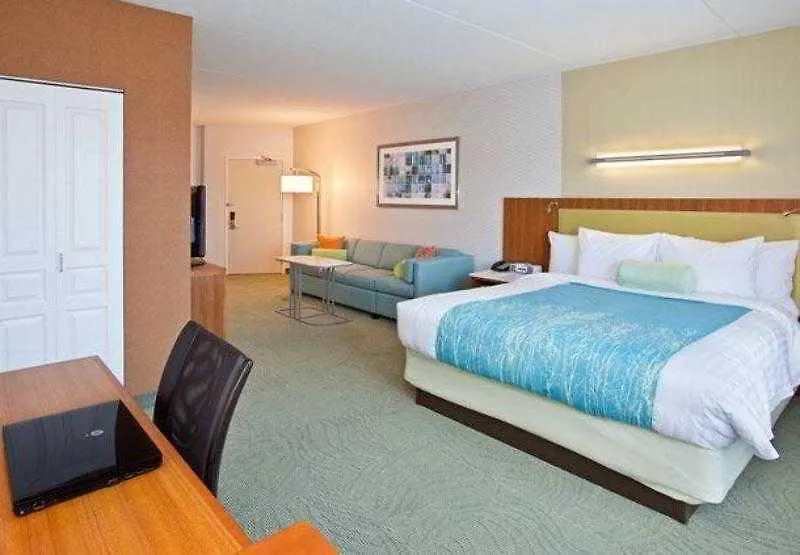 Springhill Suites Pittsburgh Southside Works 3*,  United States