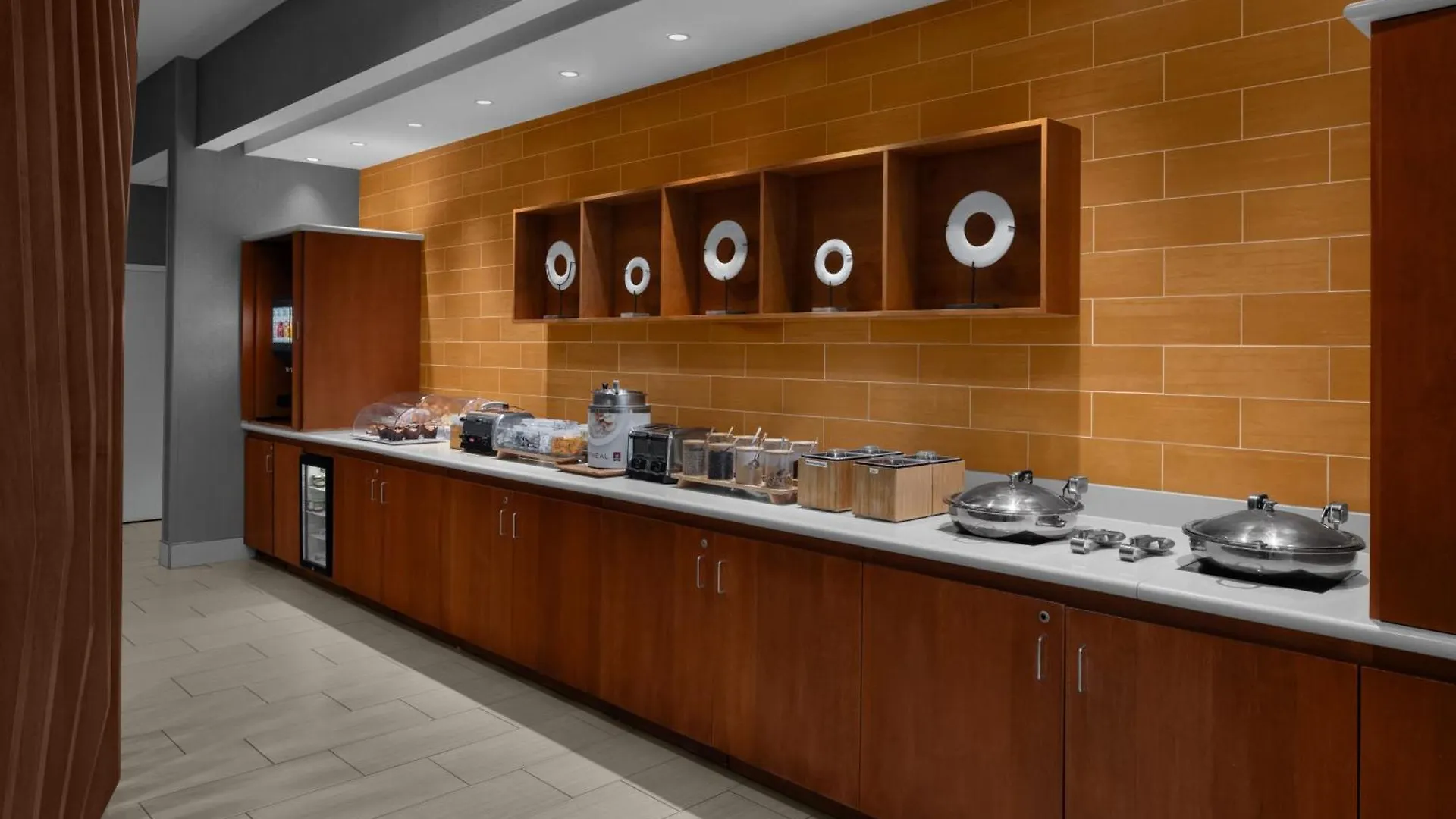 Springhill Suites Pittsburgh Southside Works 3*,