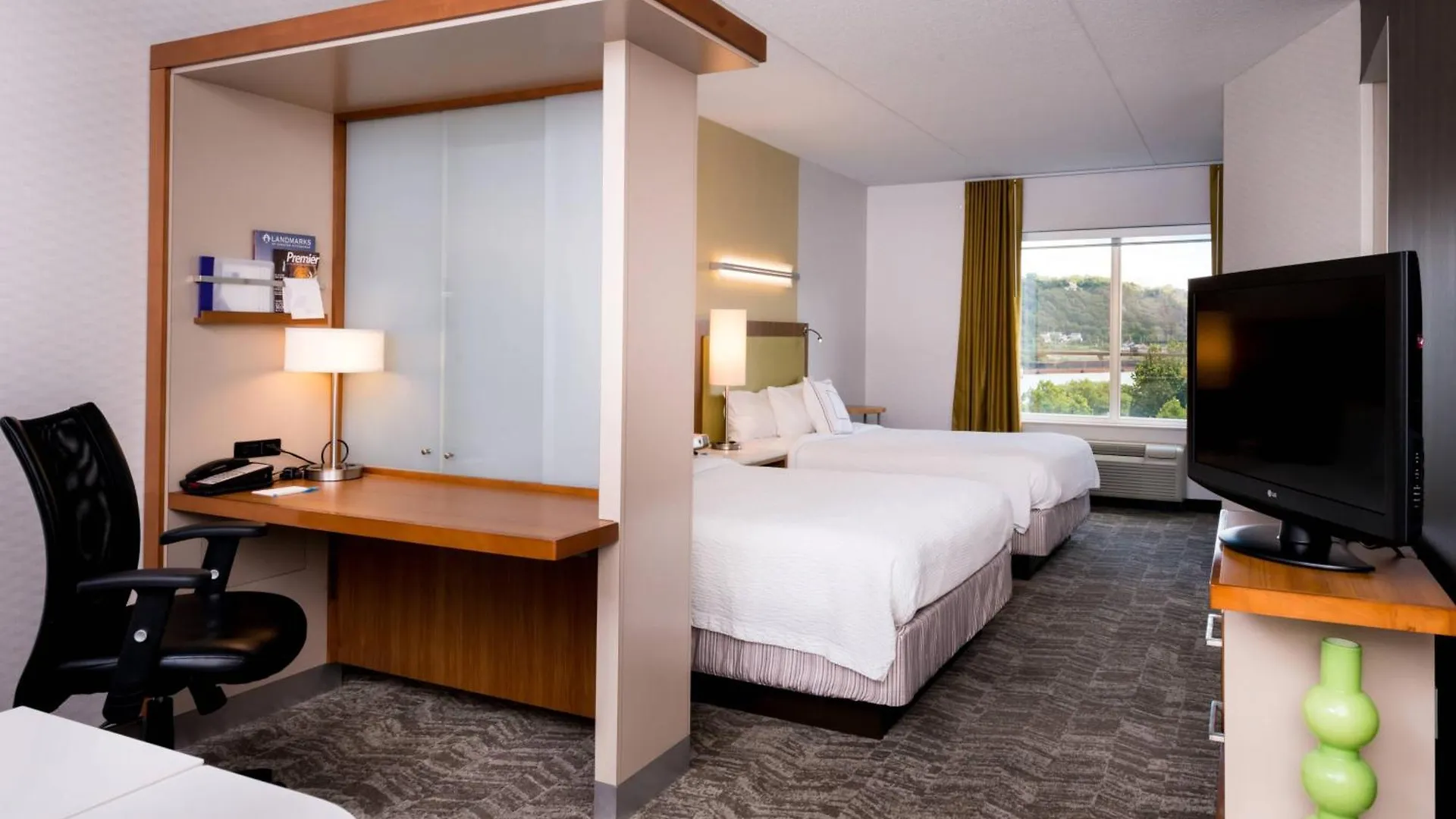 Springhill Suites Pittsburgh Southside Works Hotel